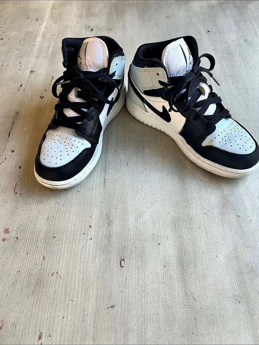 Kids Nike Air Jordan 1 High Top Sneakers White shadow Black US 3.5Y